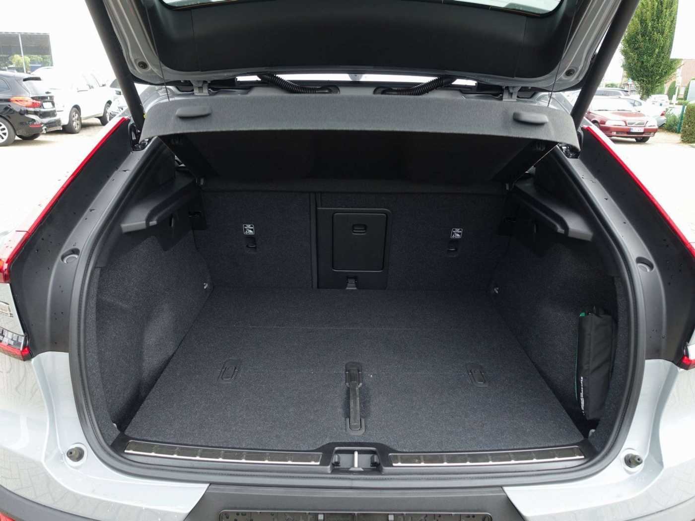 Volvo  Recharge Plus Twin Motor/BLIS/Kamera/Lenkhz.