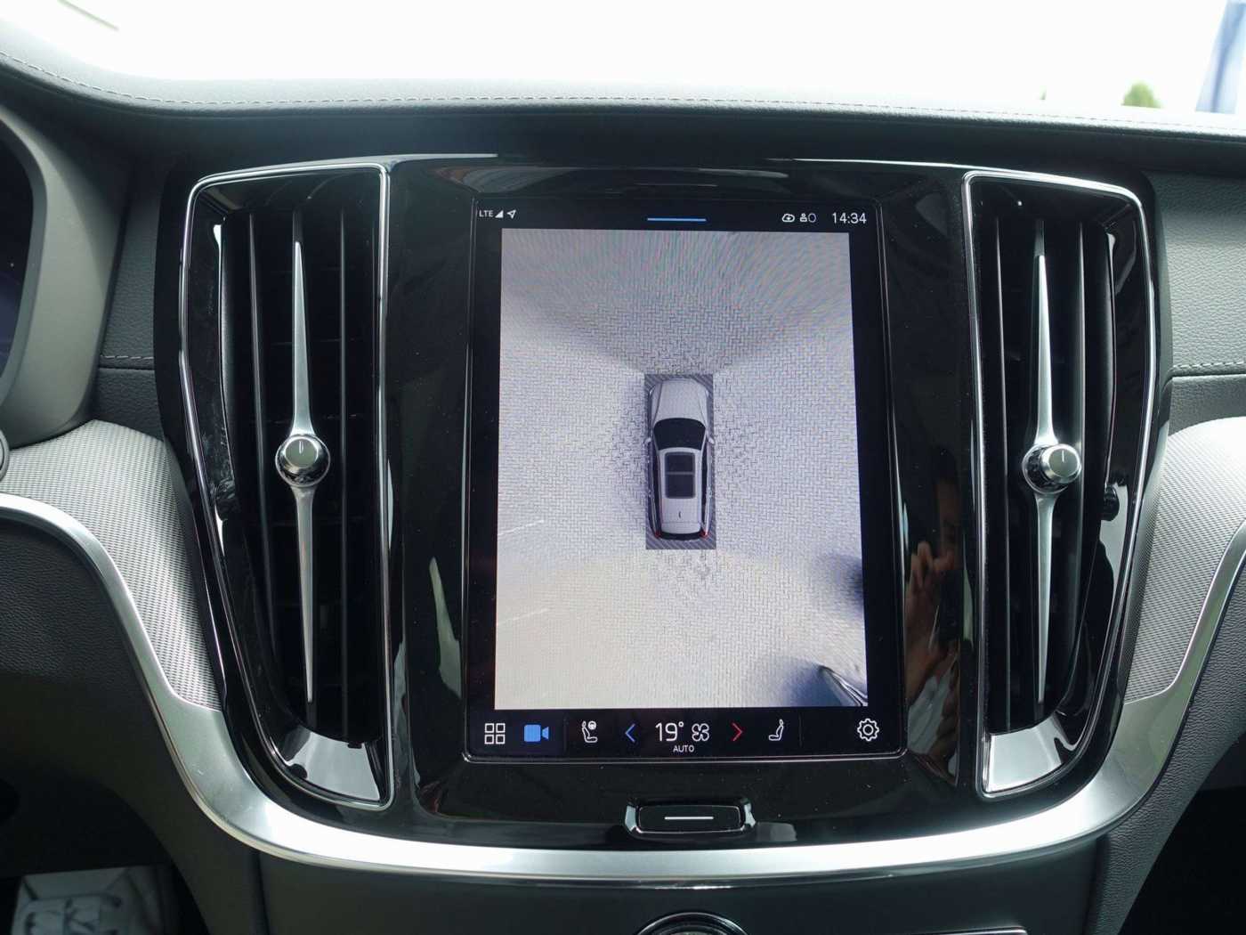 Volvo  Ultra Dark T6 AWD Plug-in Hybrid HUD/PANO