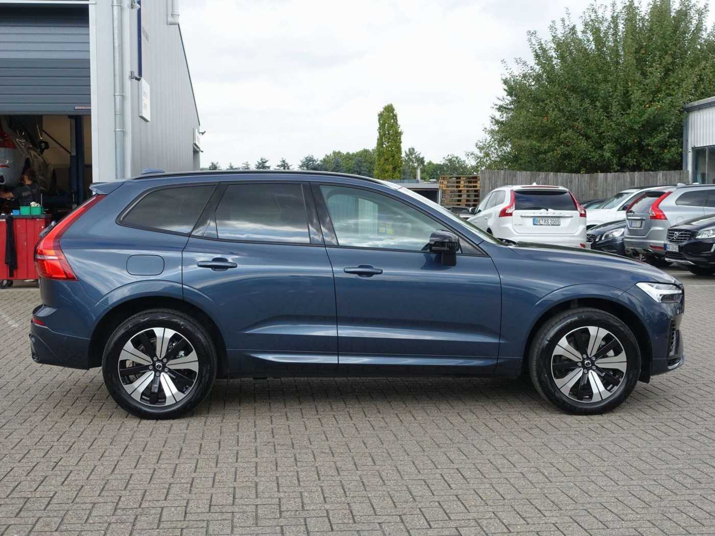 Volvo  Plus Dark T6 AWD Plug-in Hybrid 360°/BLIS