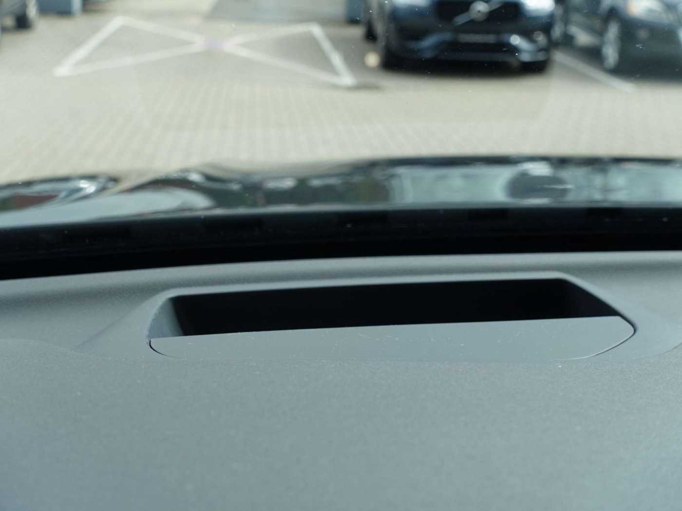 Volvo  Black Edition Plus T8 AWD/HeadUp/360°Cam