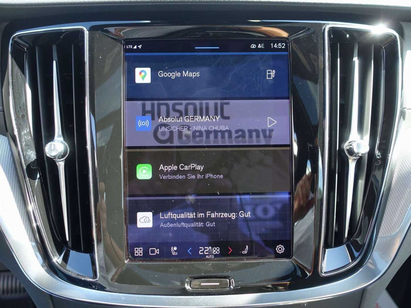 Volvo  Recharge Ultimate Dark T8 AWD 360°/B&W/HUD