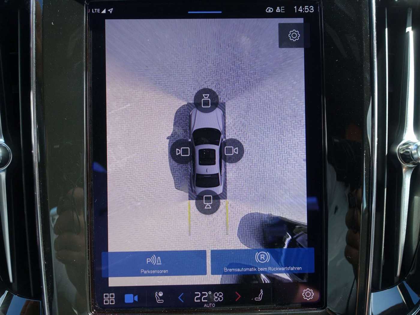 Volvo  Recharge Ultimate Dark T8 AWD 360°/B&W/HUD