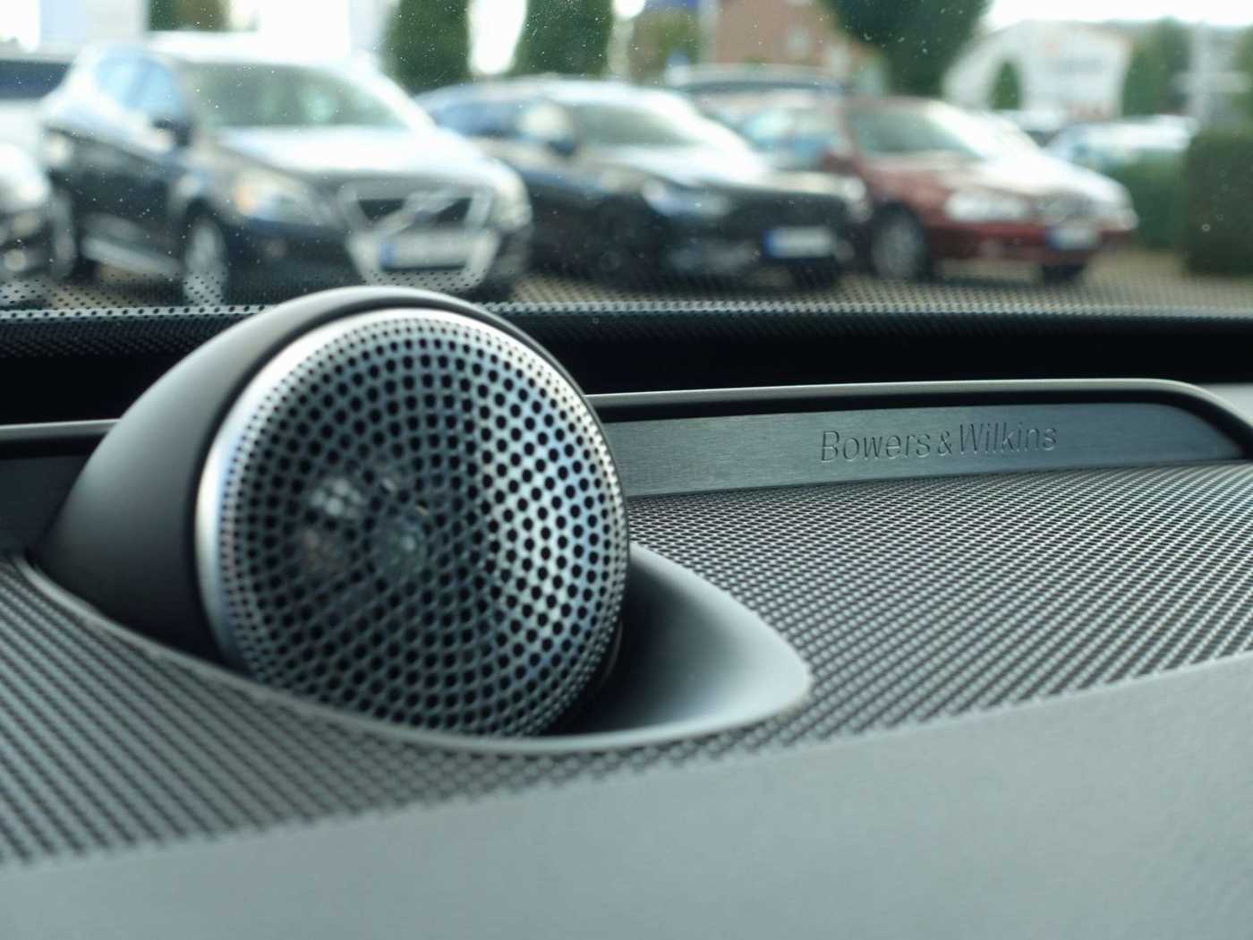 Volvo  Plus T8 AWD Plug-in Hybrid/Four-C/AHK/B&W