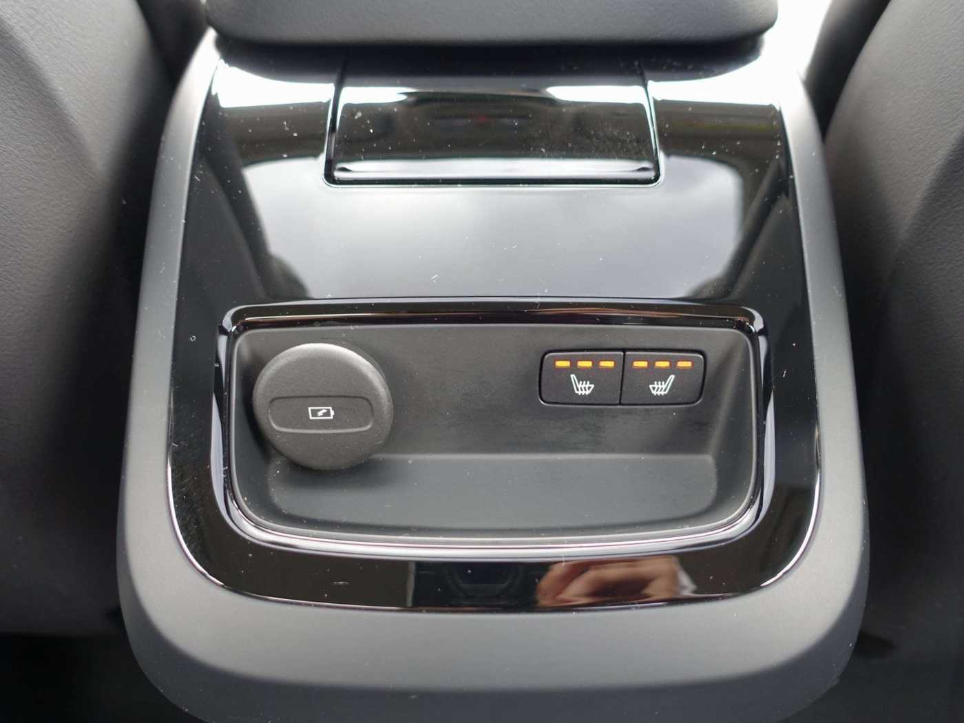 Volvo  Recharge Ultimate T8 AWD/B&W/360°/Head-UP