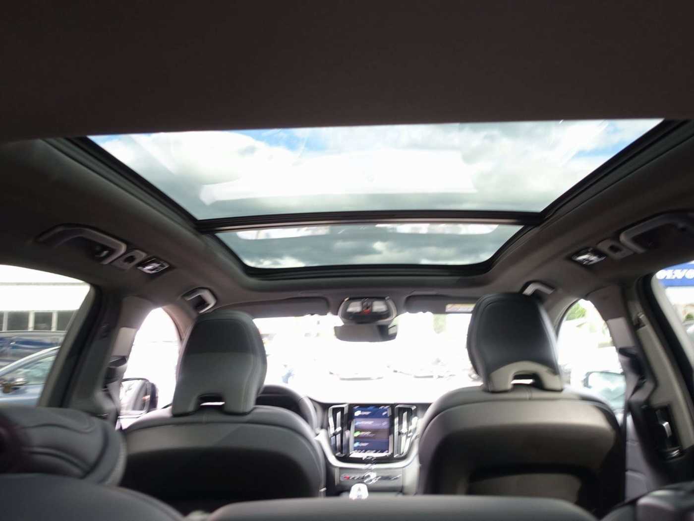 Volvo  Black Edition Plus T8 AWD/FourC/AHK/BLIS