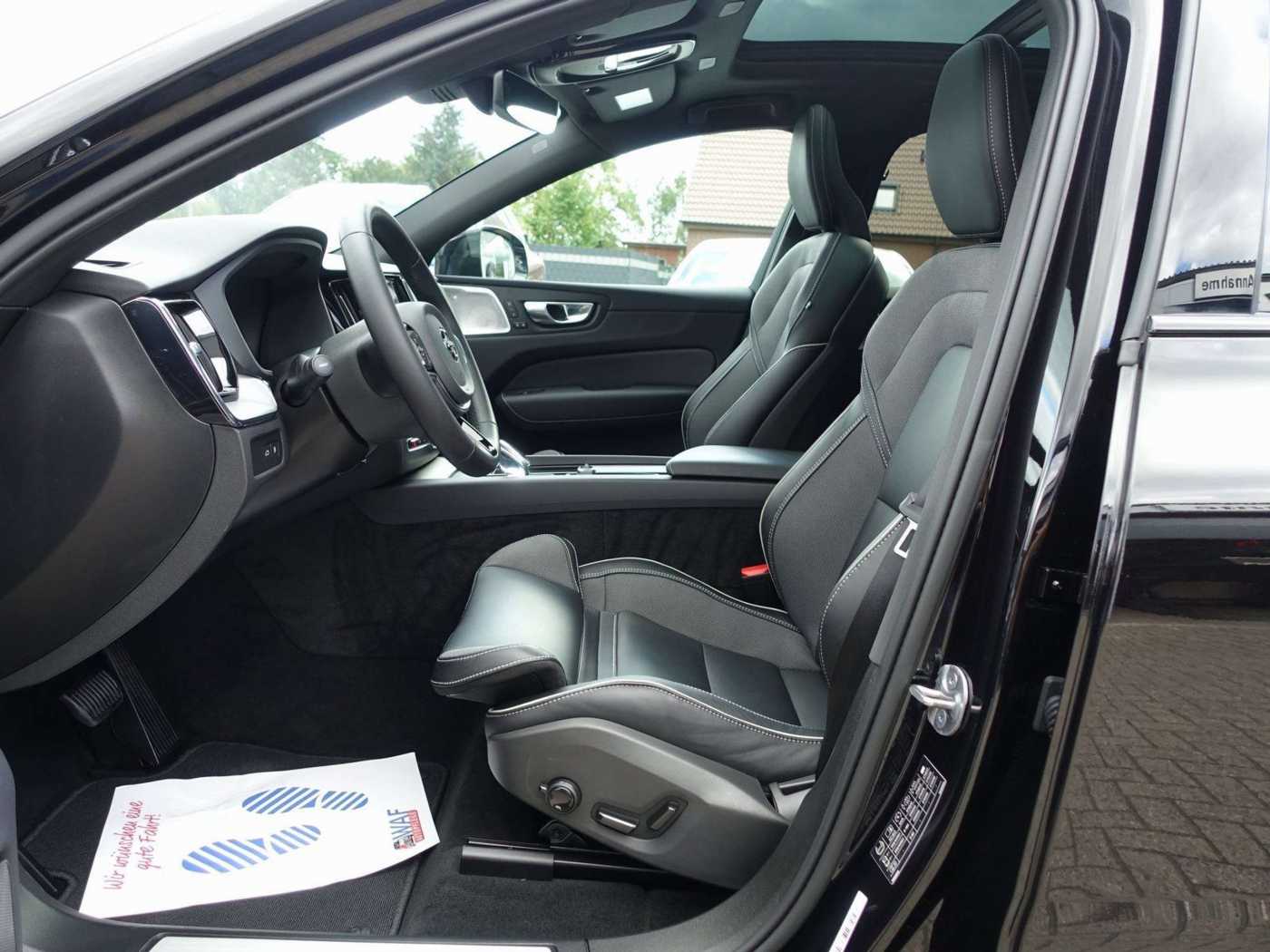 Volvo  Black Edition Plus T8 AWD/FourC/AHK/BLIS