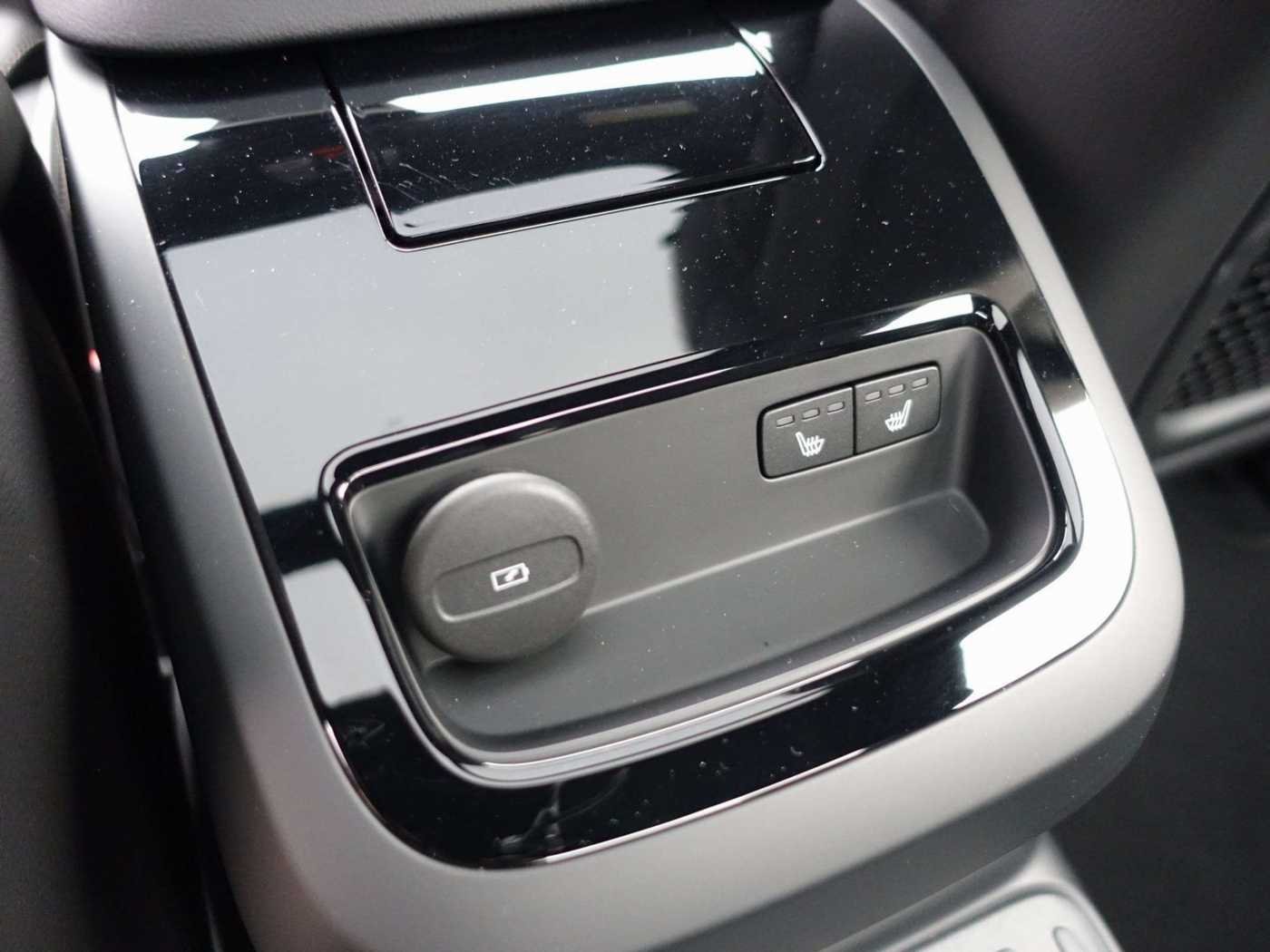 Volvo  Recharge Ultimate T8 AWD/HeadUP/B&W/Kamera