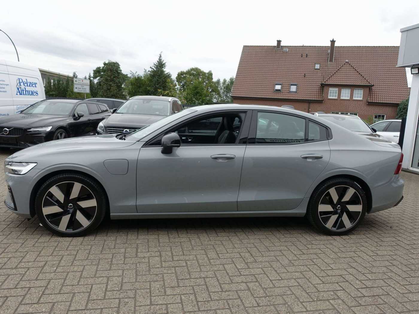 Volvo  Recharge Ultimate T8 AWD/HeadUP/B&W/Kamera