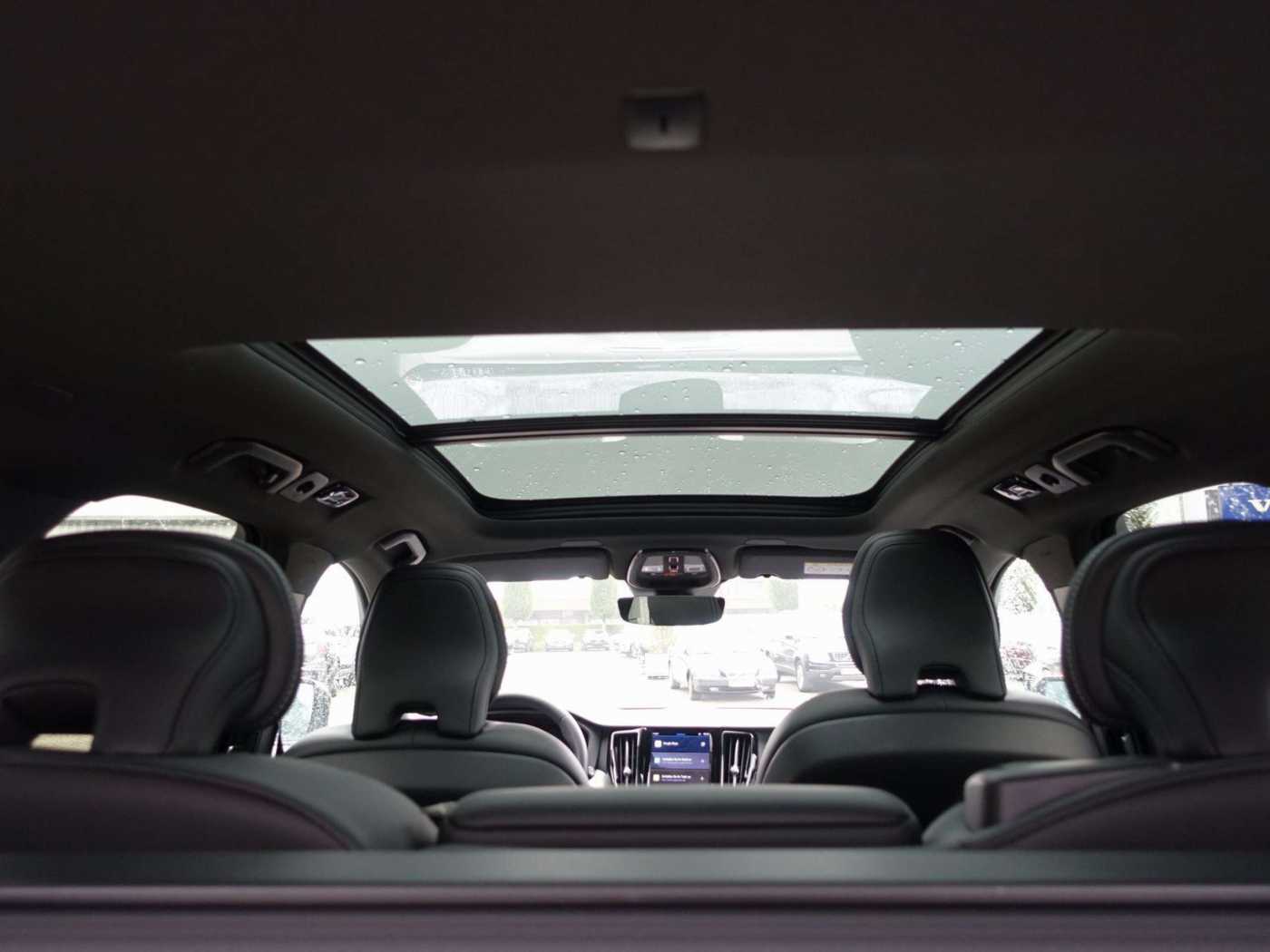 Volvo  T8 AWD Dark Plus/StndHz/360°/FourC/AHK/BLIS