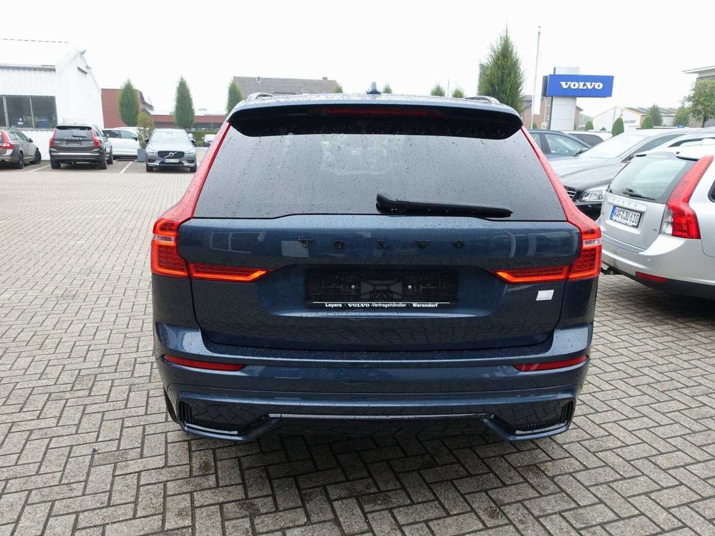 Volvo  T8 AWD Dark Plus/StndHz/360°/FourC/AHK/BLIS
