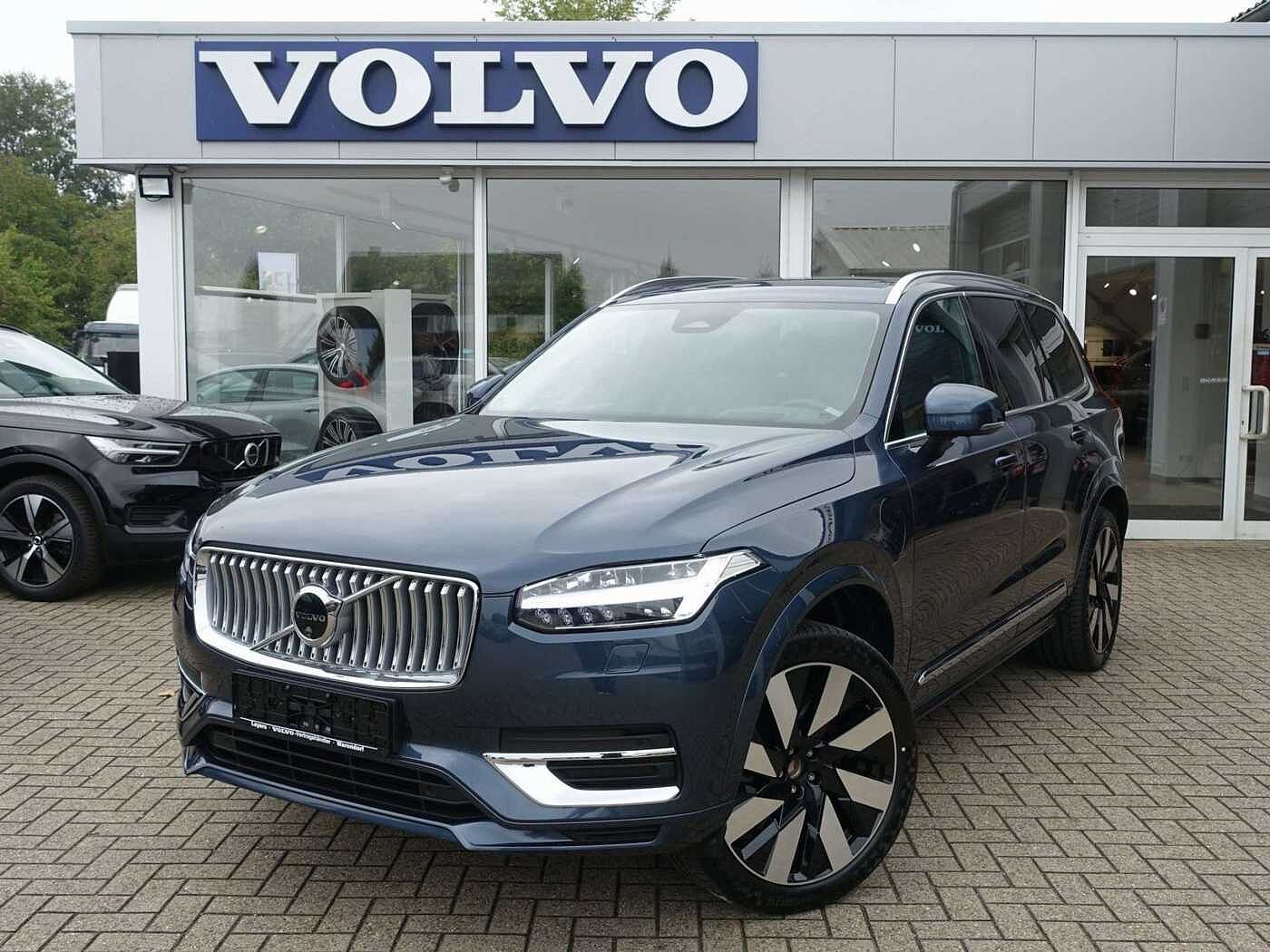 Volvo  Ultra T8 AWD/FourC/360°/H&K/Pano/Head-Up