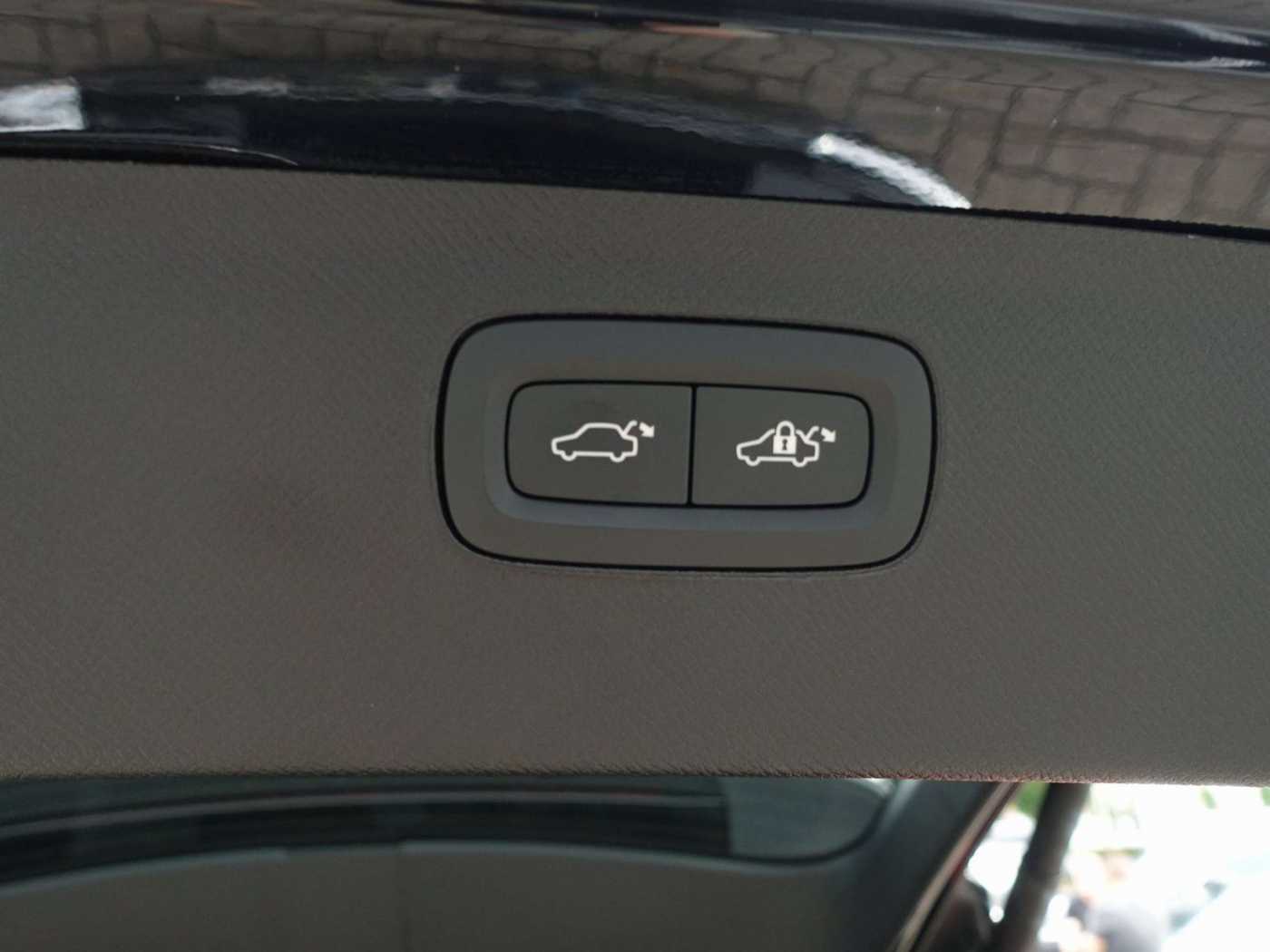 Volvo  Plus, T8 AWD/FourC/Pano/HeadUp/360°/BLIS