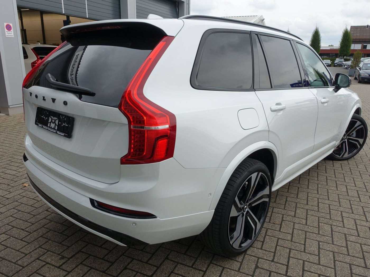 Volvo  T8 AWD Dark Ultra/FourC/AHK/Pano/H&K/HeadUp