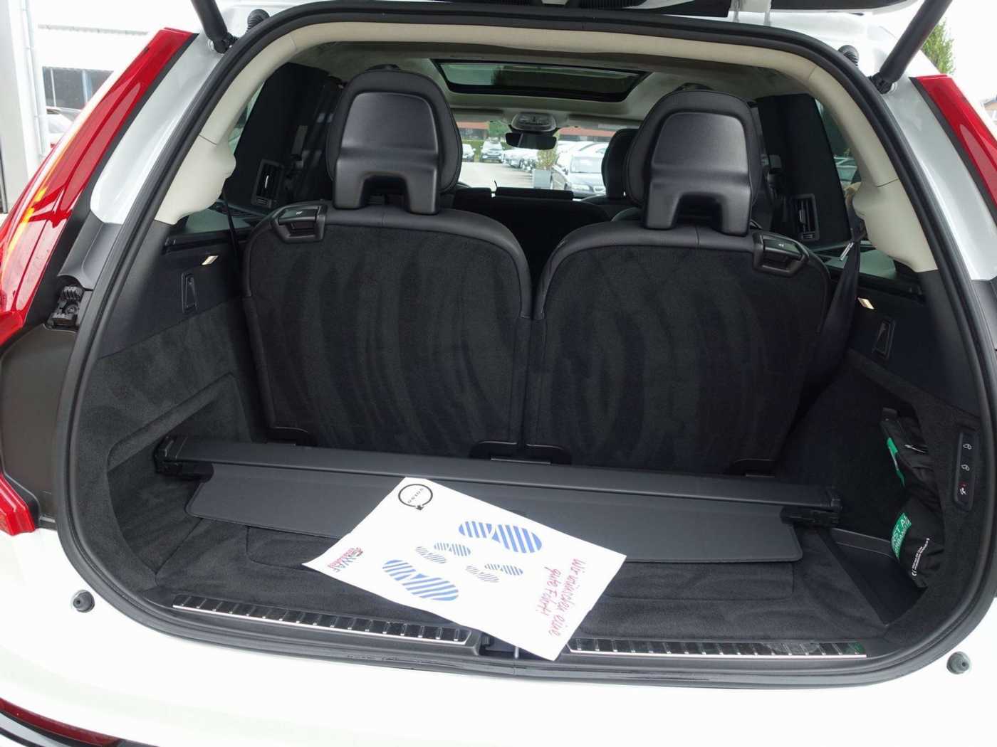Volvo  T8 AWD Dark Ultra/FourC/AHK/Pano/H&K/HeadUp