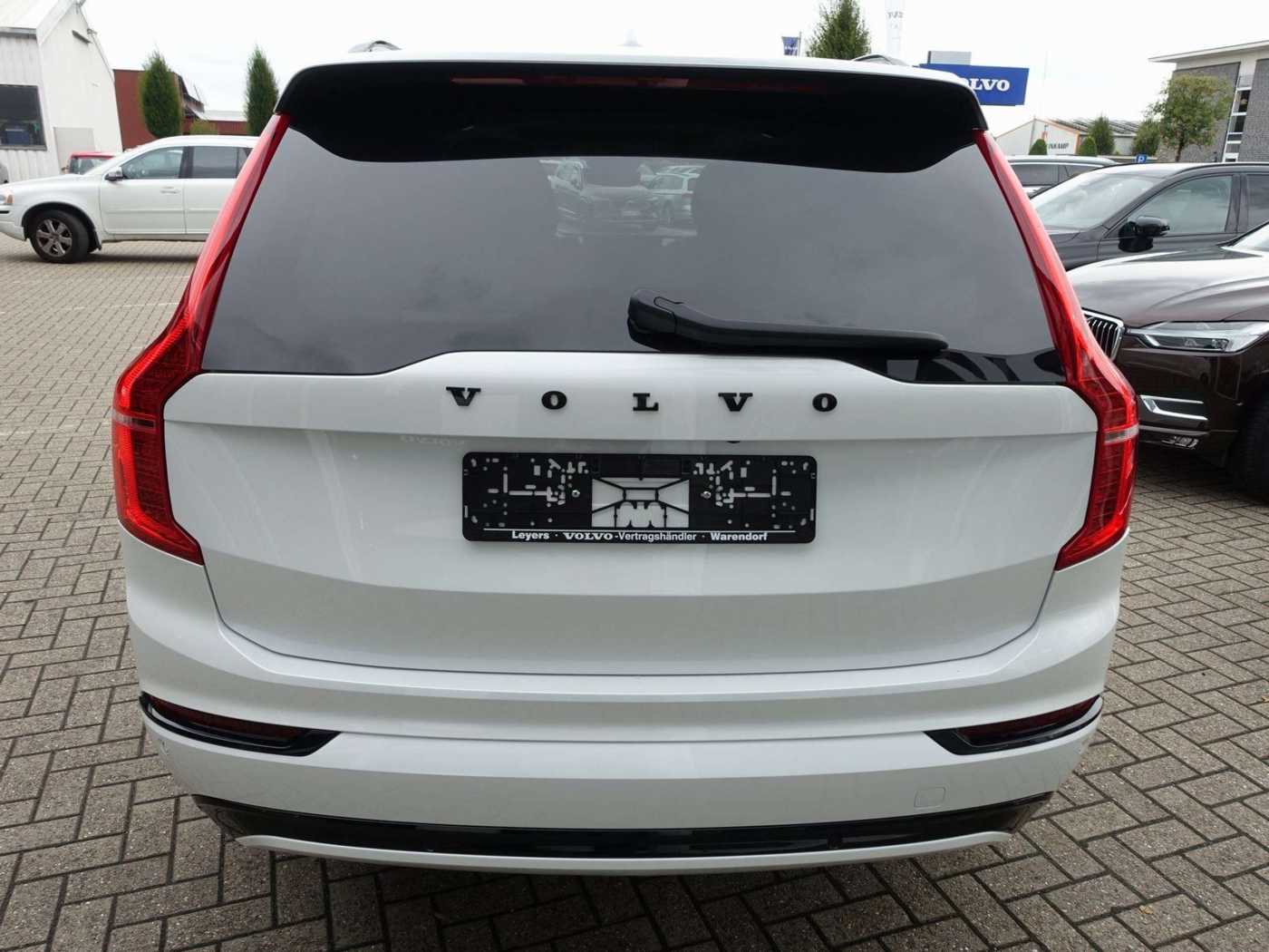 Volvo  T8 AWD Dark Ultra/FourC/AHK/Pano/H&K/HeadUp