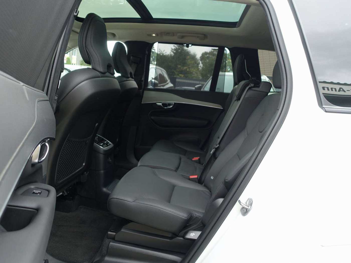 Volvo  T8 AWD Dark Ultra/FourC/AHK/Pano/H&K/HeadUp