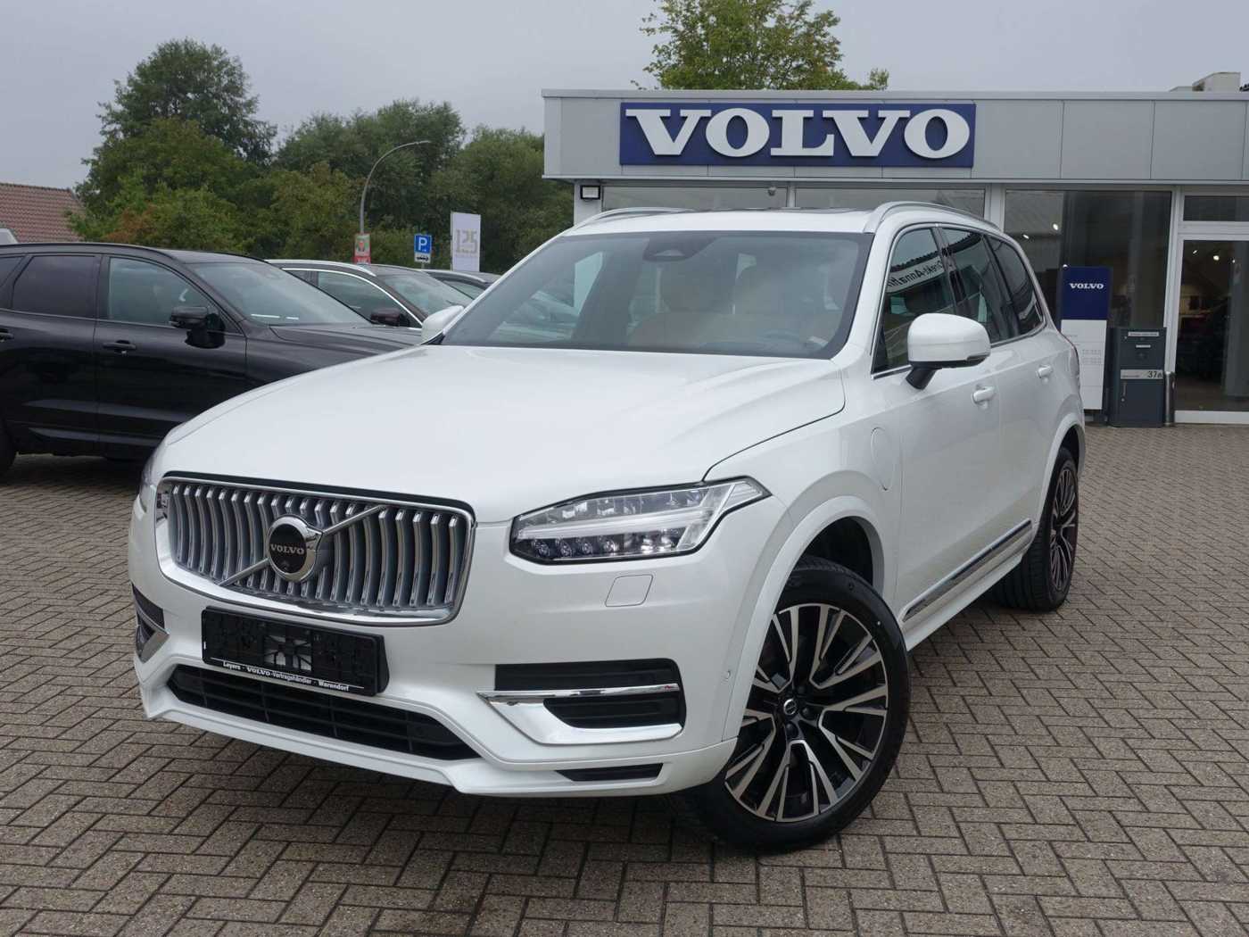Volvo  Ultra T8 AWD/360°/Pano/BLIS/FourC/Massage