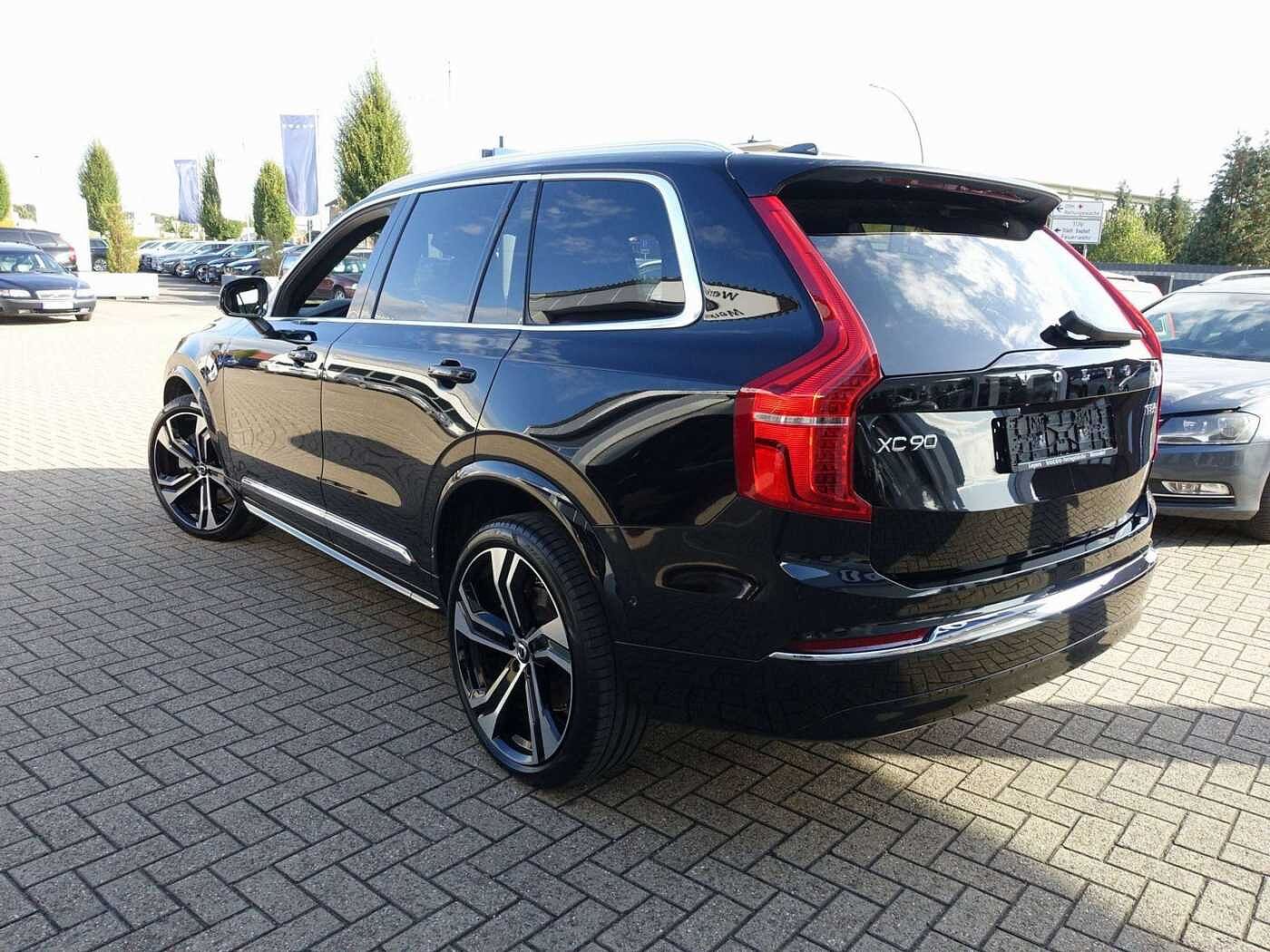 Volvo  Ultra, T8 AWD/FourC/360°/Pano/BLIS/B&W
