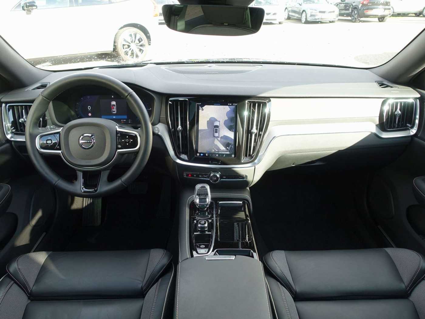 Volvo  Ultra Dark T6 AWD Plug-in Hybrid PANO/HUD