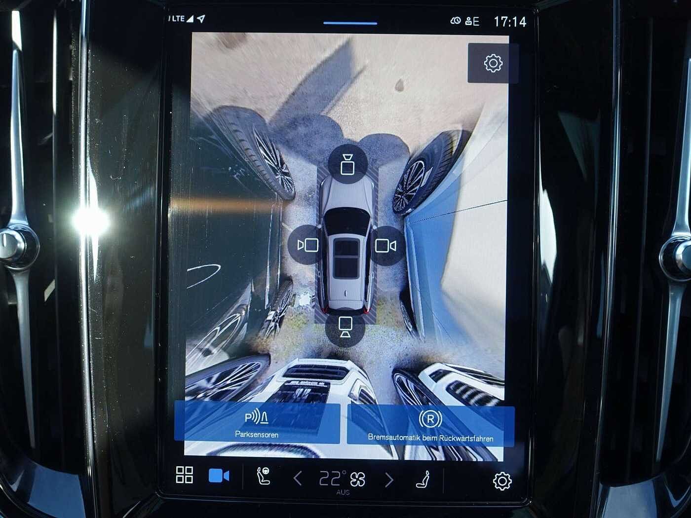 Volvo  Ultra Dark T6 AWD Plug-in Hybrid PANO/HUD