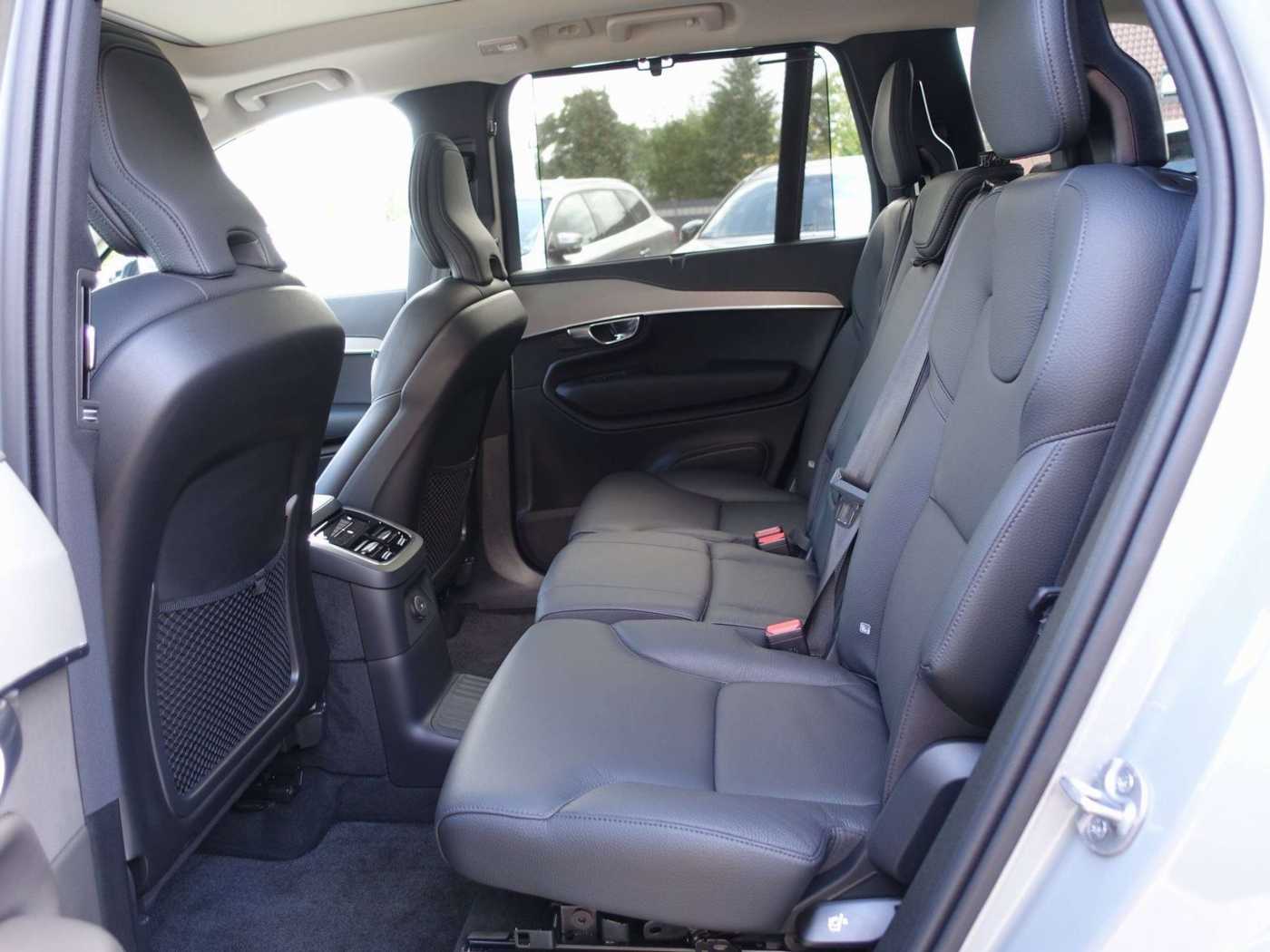 Volvo  Plus Dark T8 AWD Hybrid/AHK/360°Cam
