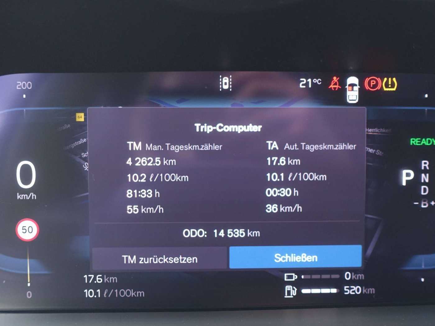 Volvo  Plus T8 AWD Plug-in Hybrid PANO/HUD/B&W/AHK