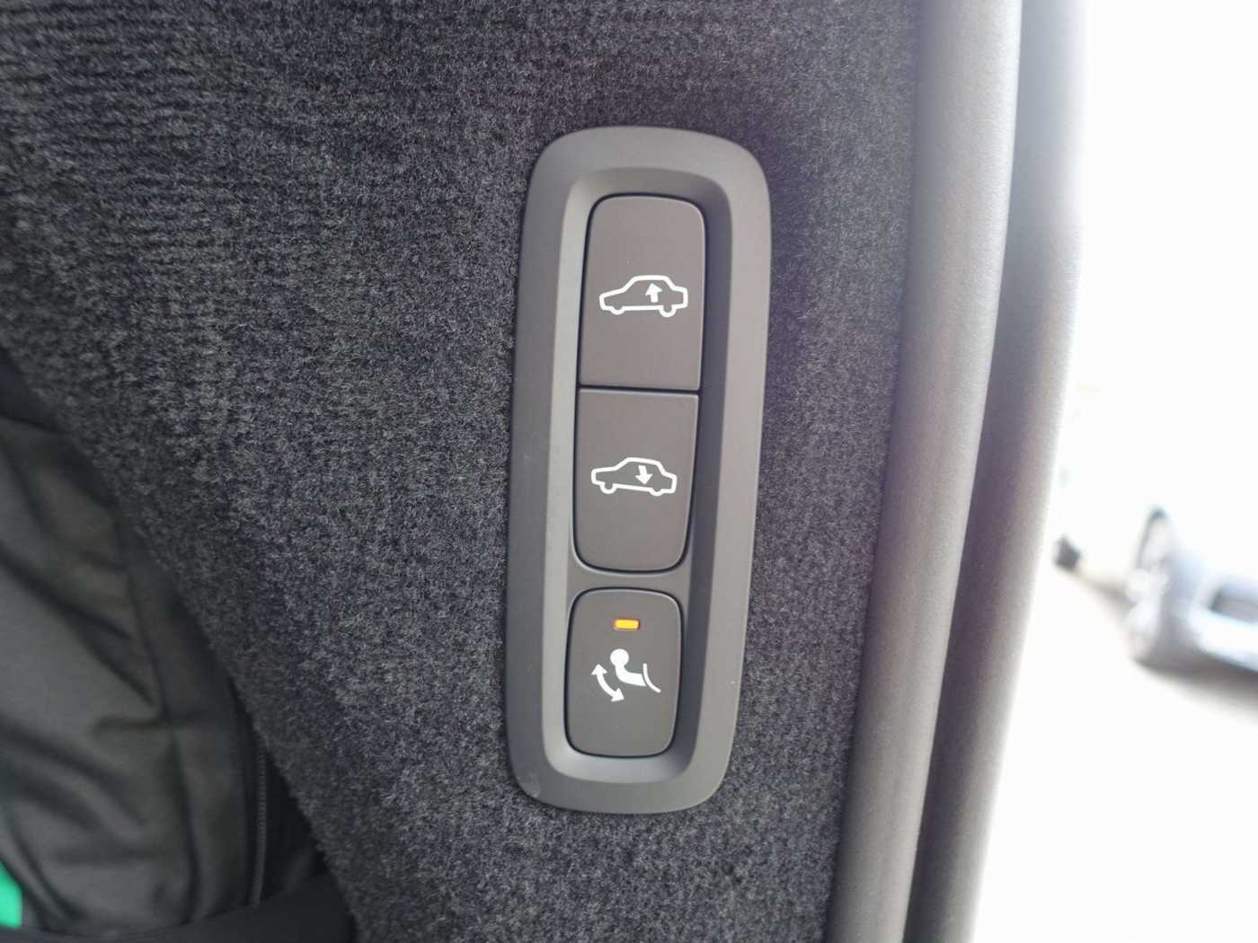 Volvo  Plus, T8 AWD Plug-in Hybrid/Four-C/HeapUp