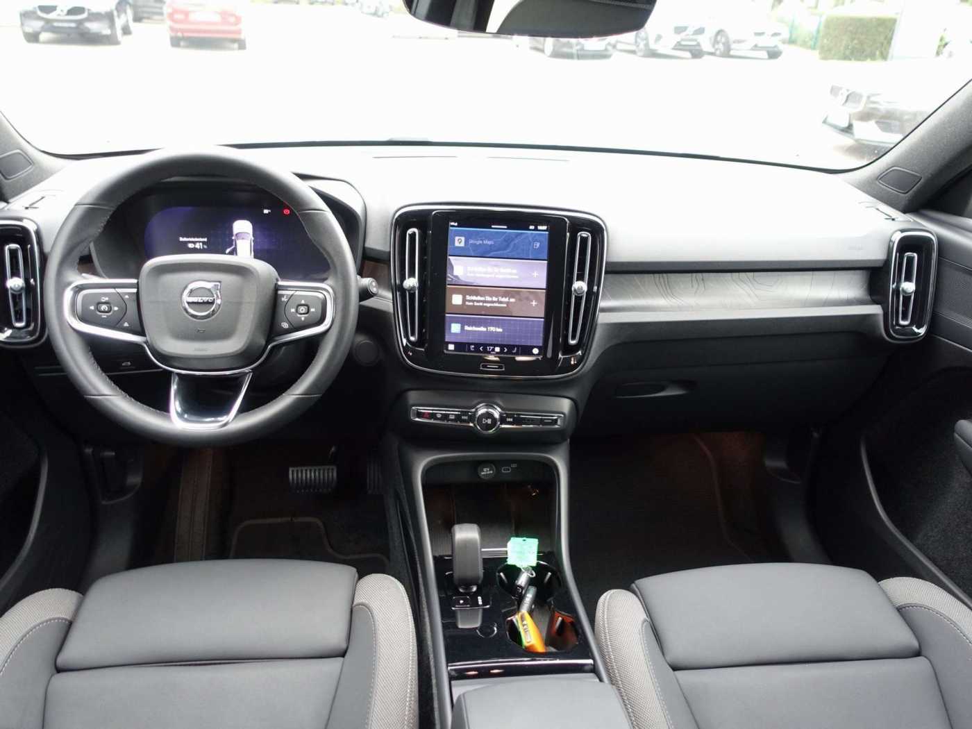 Volvo  Recharge Single Motor Plus /Kamera/AHK/LED