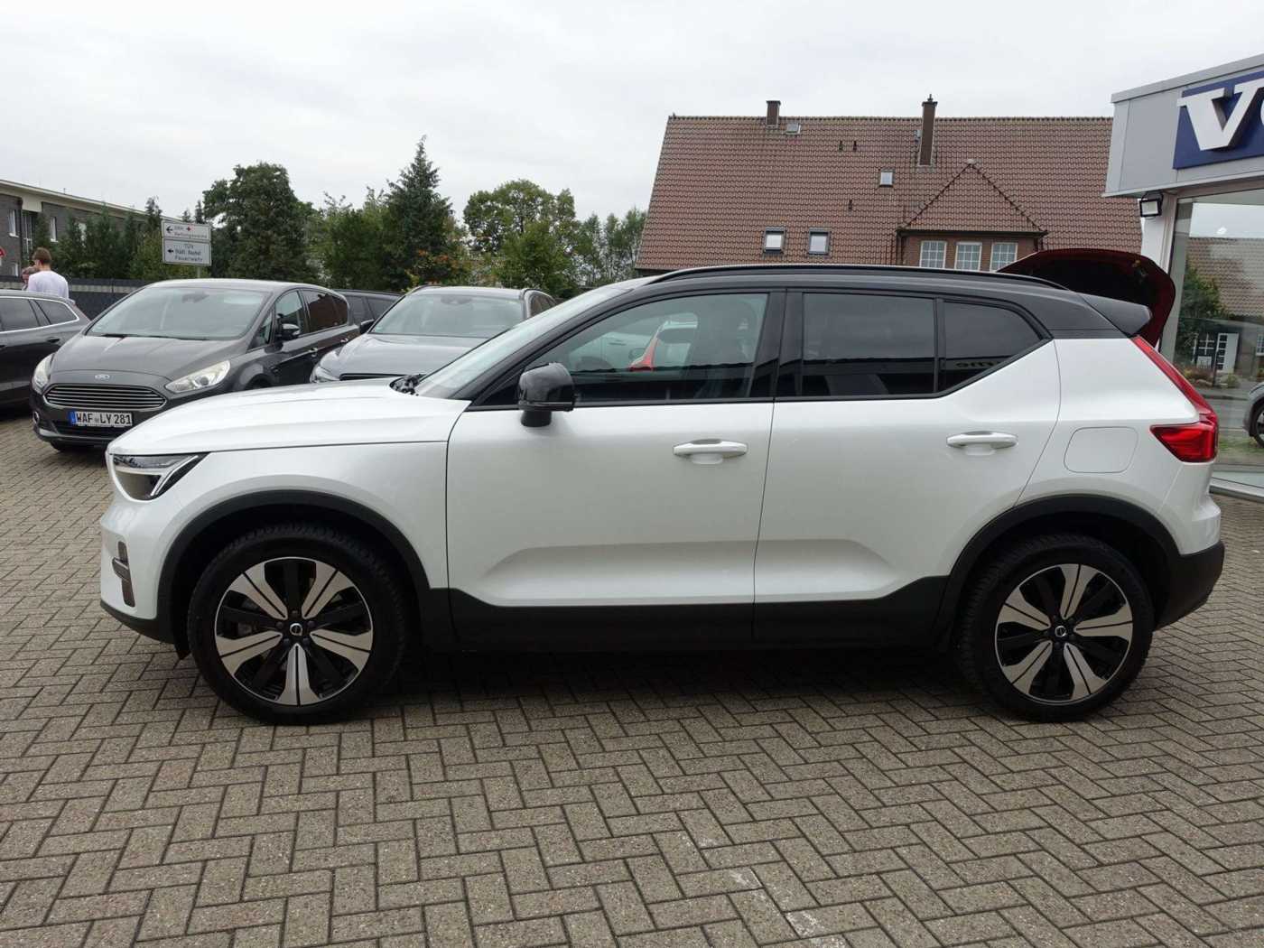Volvo  Recharge Single Motor Plus /Kamera/AHK/LED