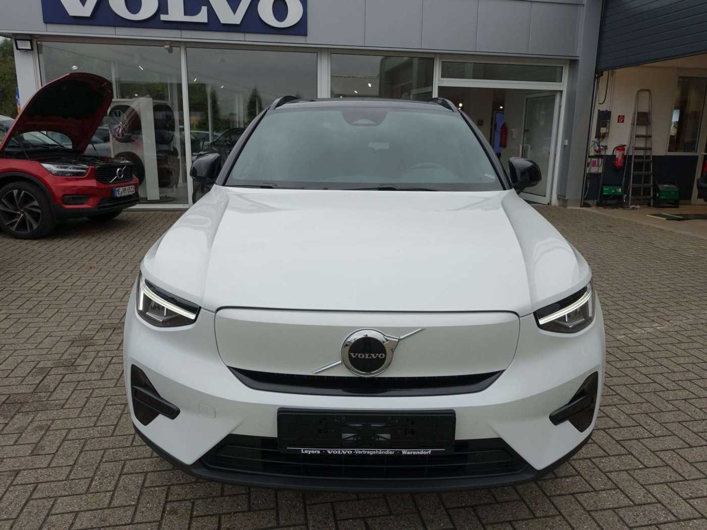 Volvo  Recharge Single Motor Plus /Kamera/AHK/LED