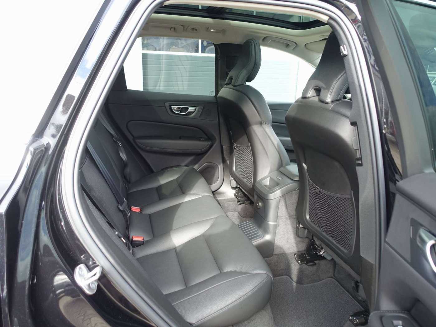 Volvo  T6 AWD Plus Bright HEICO-Umbau/Pano/BLIS