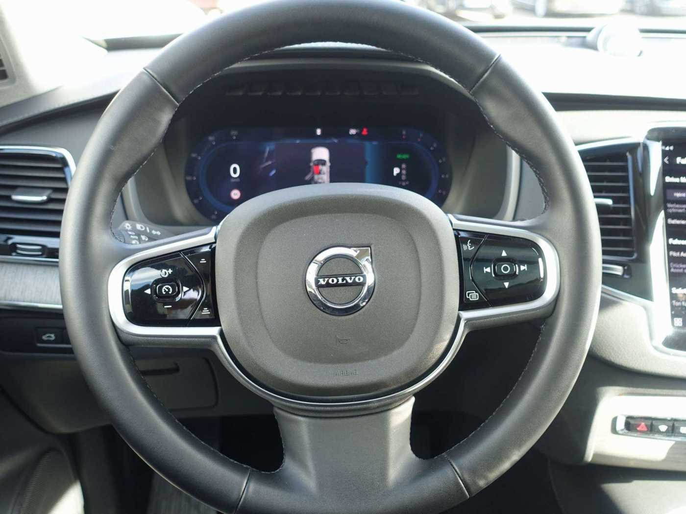 Volvo  T8 Ultra Dark AWD Massage/360°/B&W/FourC