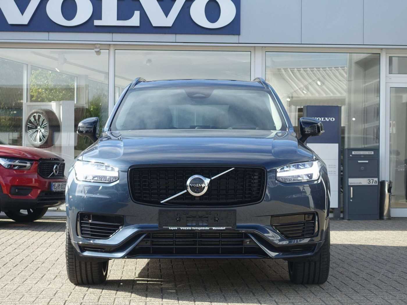 Volvo  T8 Ultra Dark AWD Massage/360°/B&W/FourC