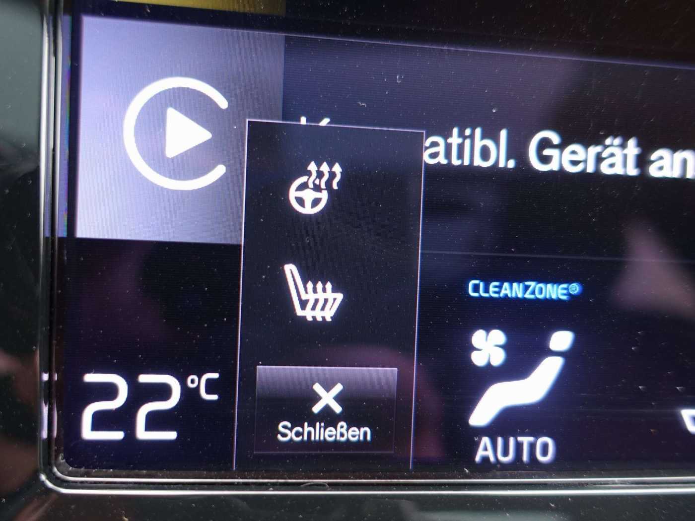 Volvo  B4 Mild-Hybrid Benzin Inscription/AHK/Pano