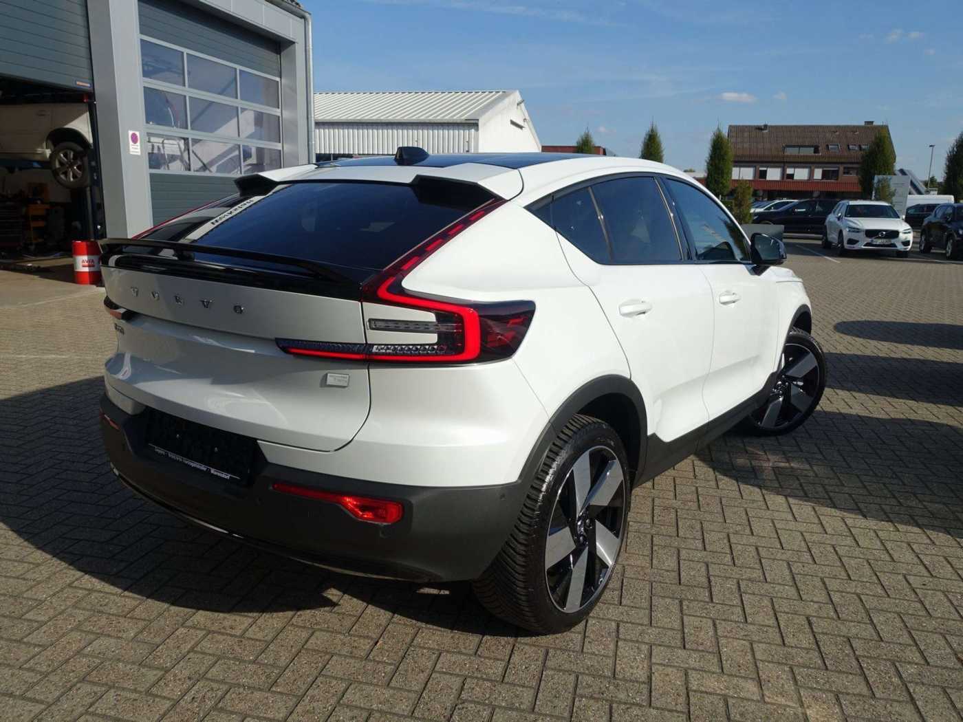 Volvo  Recharge Ultimate Twin Motor 360°Kam/BLIS