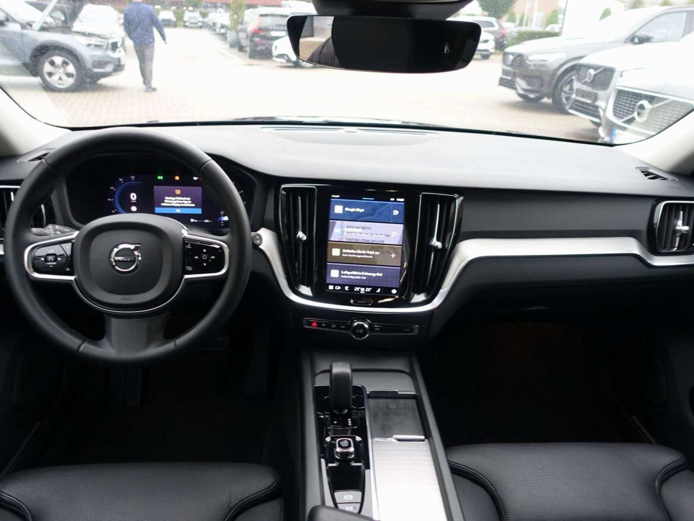 Volvo  V60 B4 Diesel Cross Country Plus/AHK/Kamera/BLIS