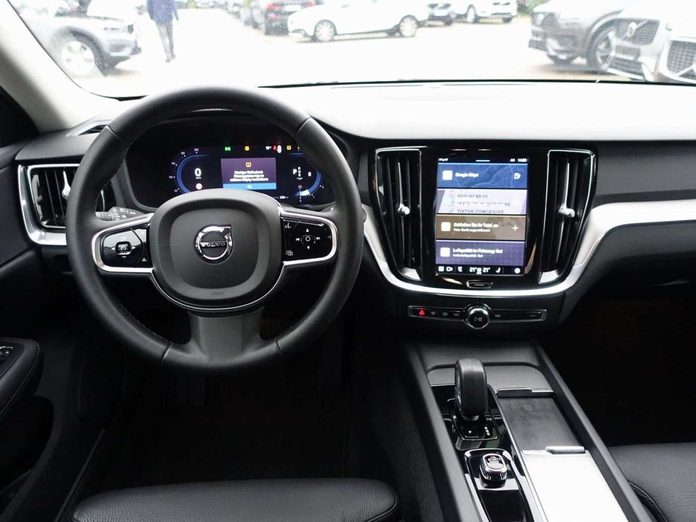 Volvo  V60 B4 Diesel Cross Country Plus/AHK/Kamera/BLIS