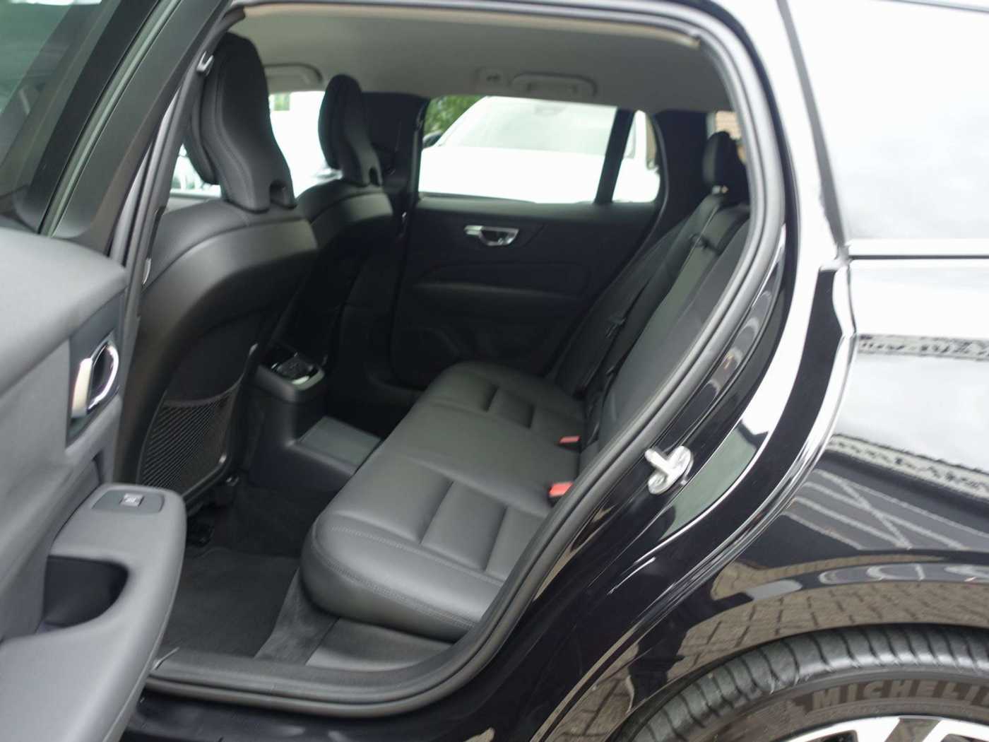 Volvo  Plus Dark T6 AWD Recharge PANO/BLIS/360°KAM