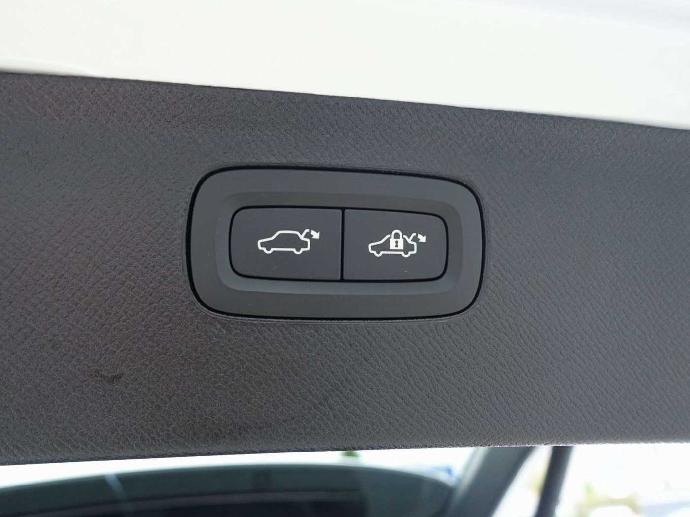 Volvo  Plus, T8 AWD Plug-in Hybrid/360°/HeadUP/BLS