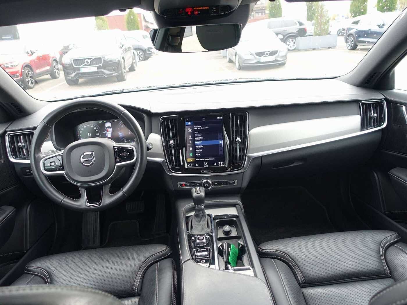 Volvo  V 90 D4 Inscription/360°Cam/BLIS/Massage/AHK/LED