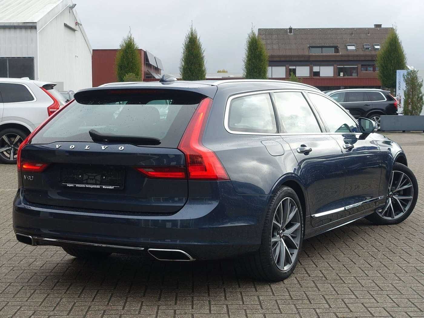Volvo  V 90 D4 Inscription/360°Cam/BLIS/Massage/AHK/LED