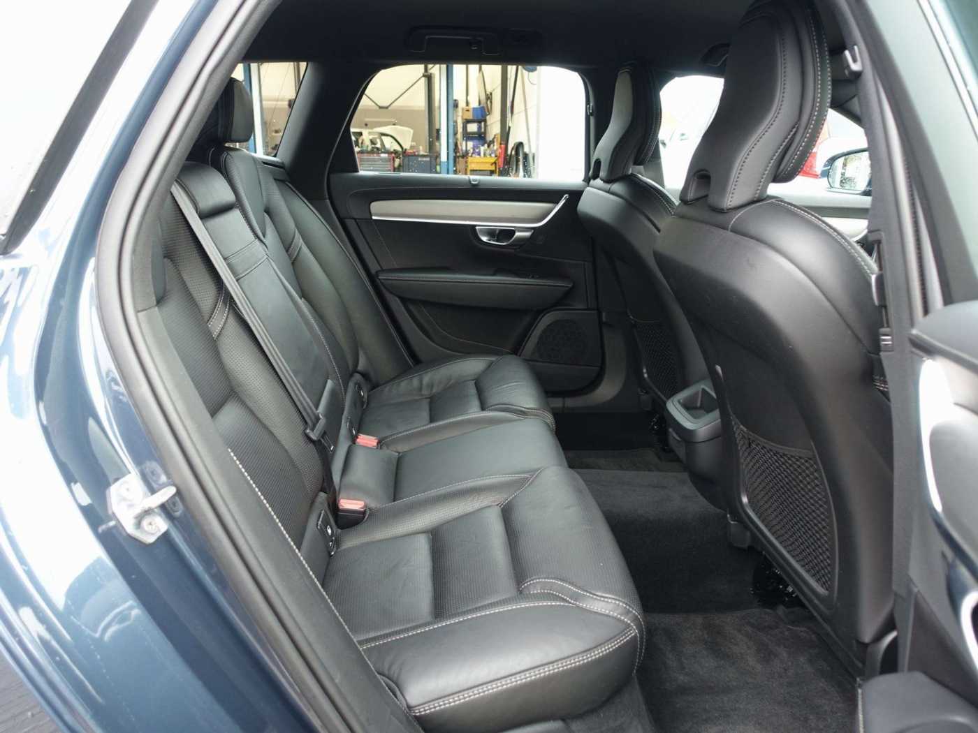 Volvo  V 90 D4 Inscription/360°Cam/BLIS/Massage/AHK/LED