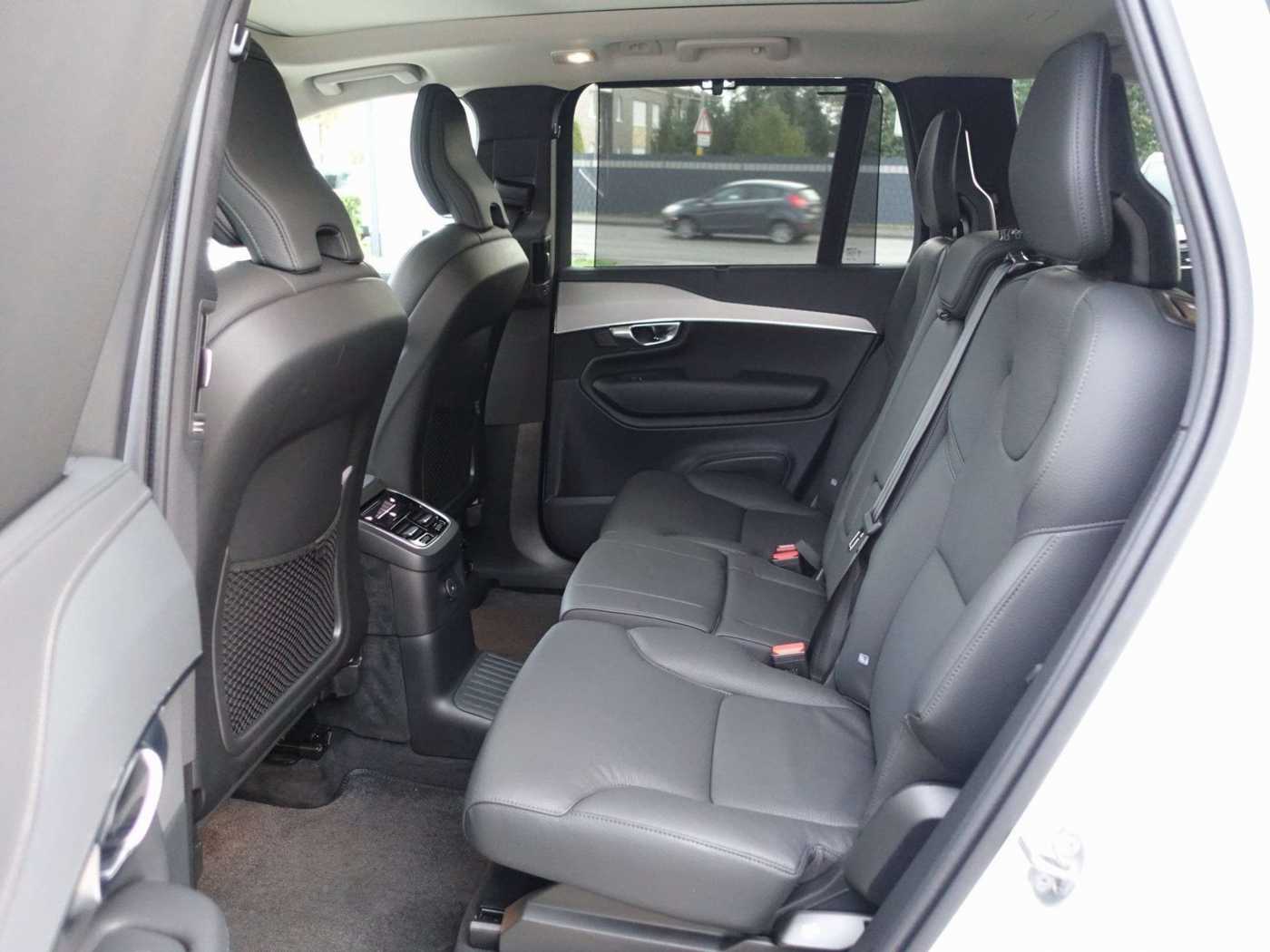 Volvo  Plus T8 AWD Plug-in Hybrid/360°Cam/HeadUp