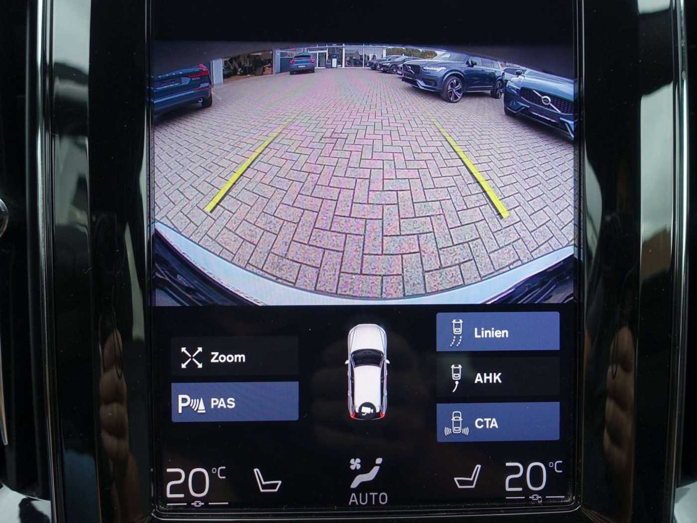 Volvo  D4 DPF 2WD R Design Kamera/BLIS/Harman