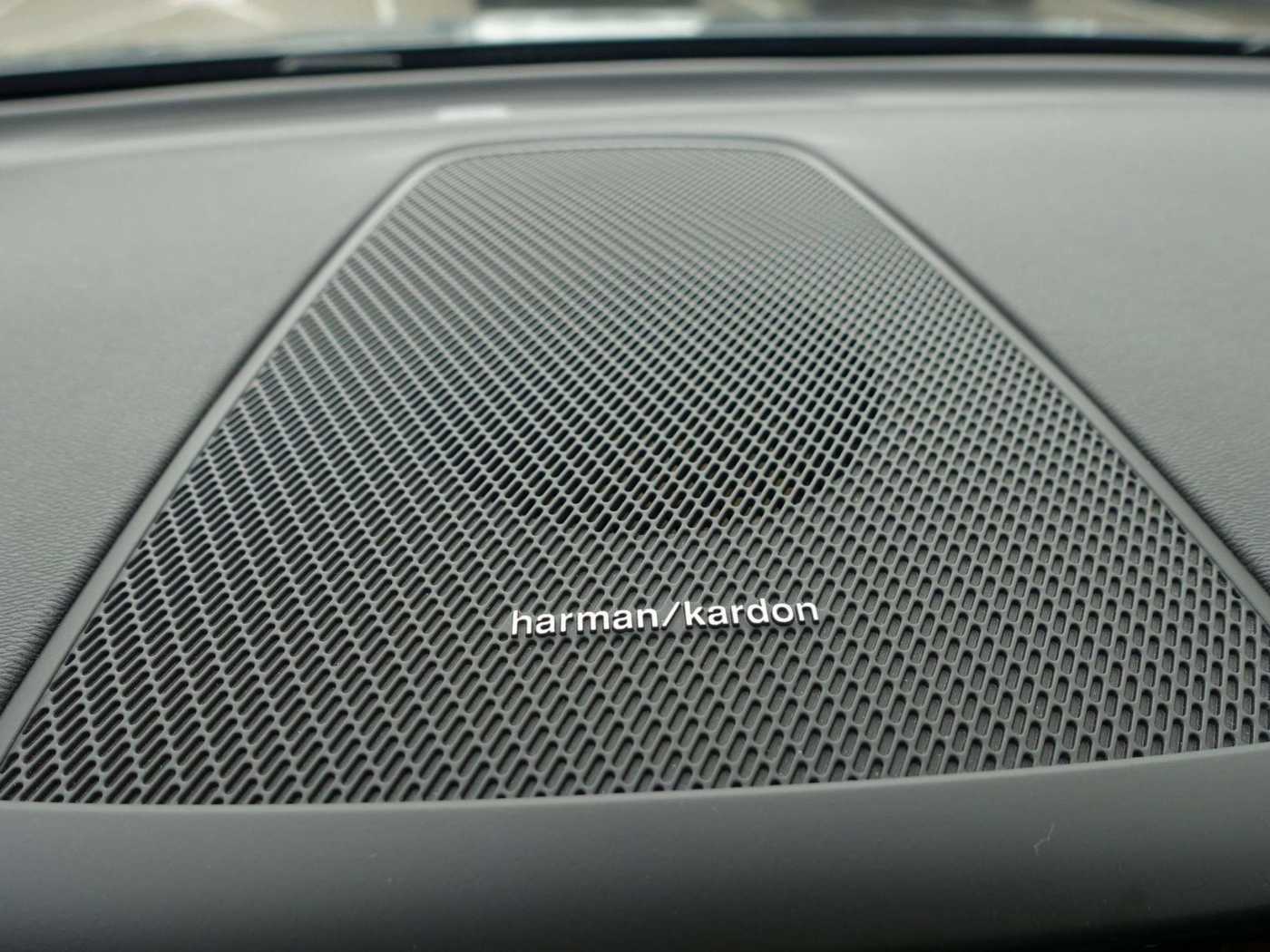 Volvo  D4 DPF 2WD R Design Kamera/BLIS/Harman