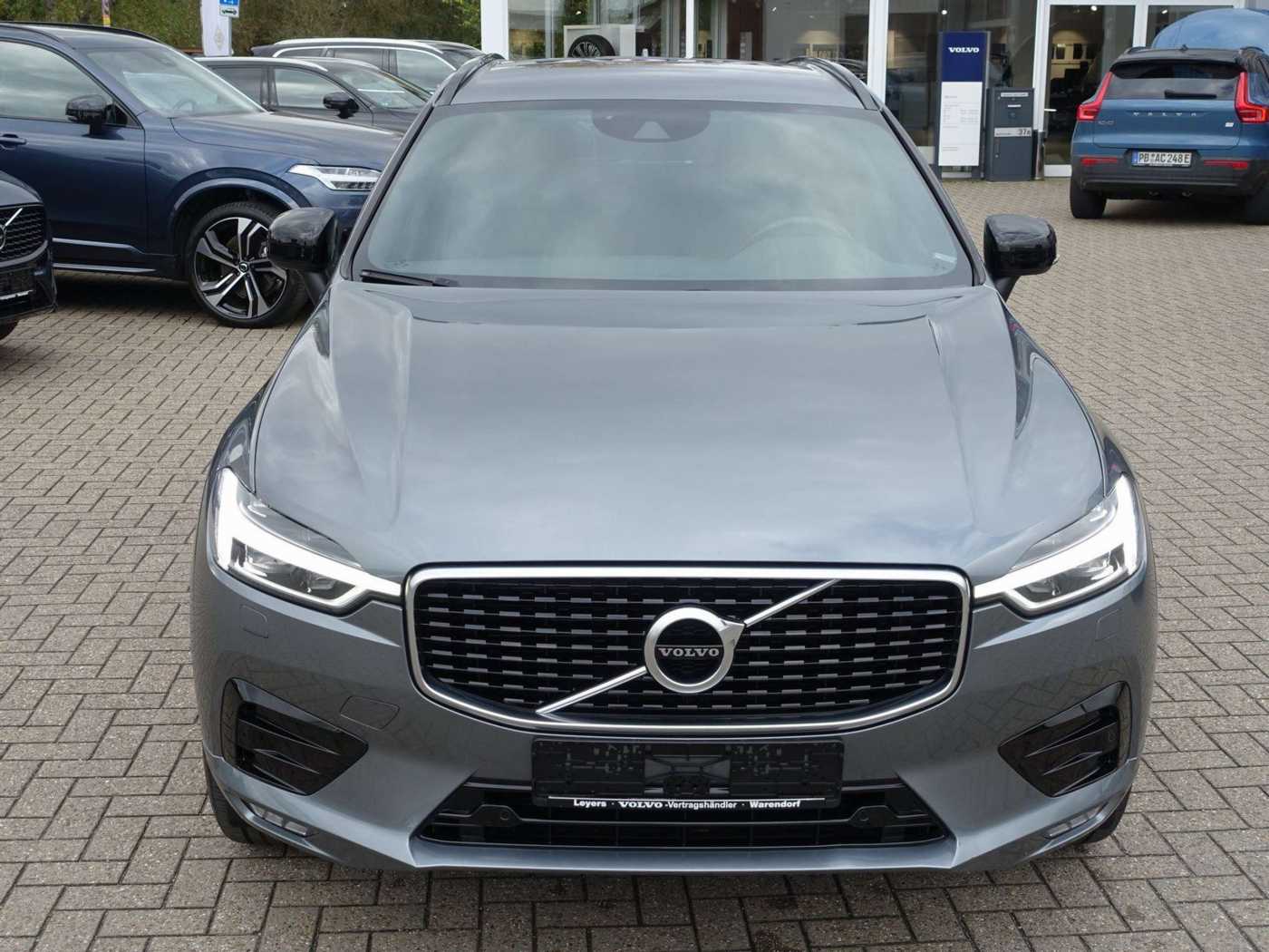 Volvo  D4 DPF 2WD R Design Kamera/BLIS/Harman