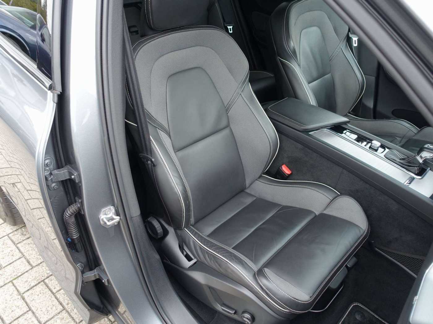 Volvo  D4 DPF 2WD R Design Kamera/BLIS/Harman