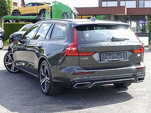 Volvo  Recharge T6 AWD R-Design AHK/PILOT/BLIS/KAME