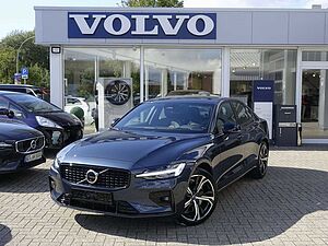 Volvo  Ultimate B5 AWD Dark/Pano/360°/HeadUP/H&K