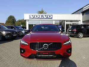 Volvo  Ultimate B5 AWD Dark/Pano/360°/HeadUP/BLIS